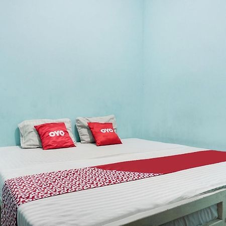 Oyo 91754 Wisma Tiqita Syariah Cakarta Dış mekan fotoğraf