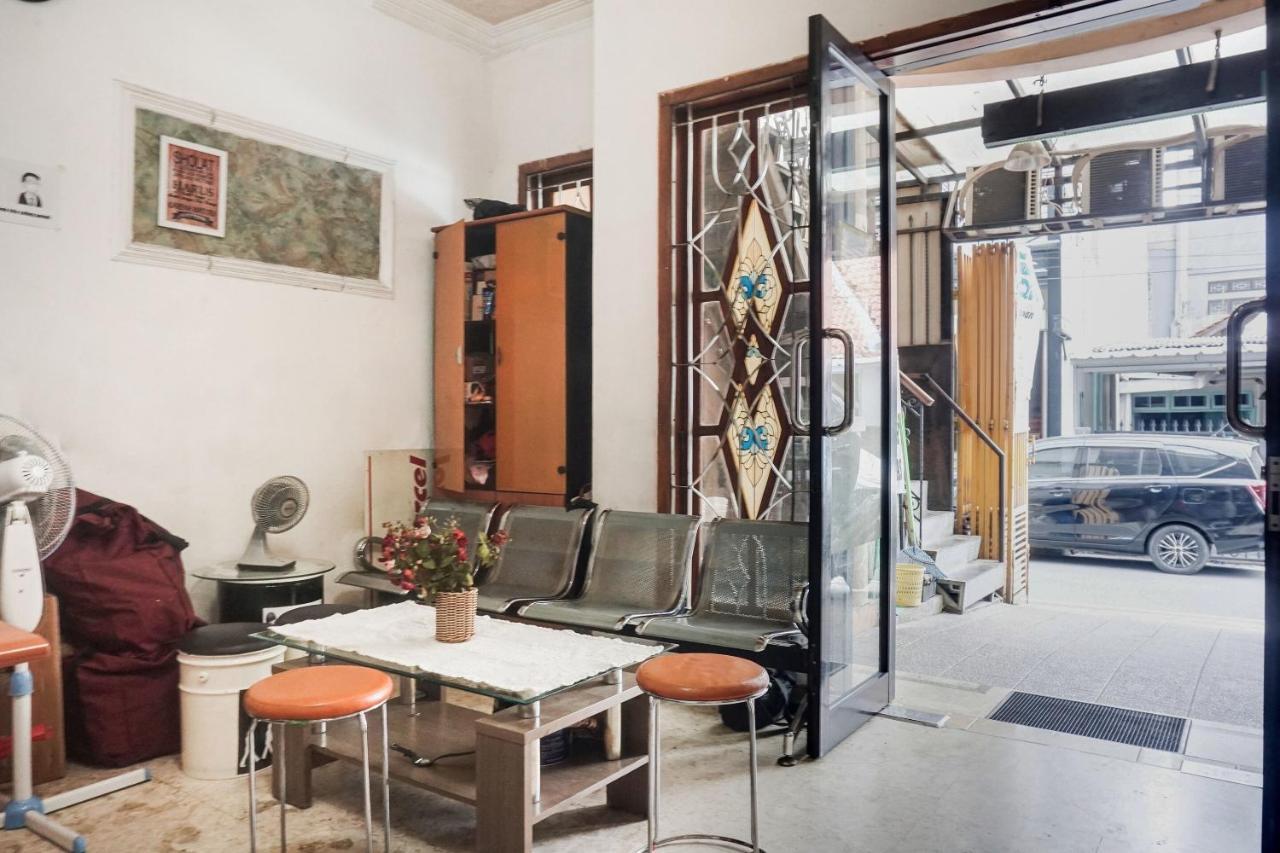 Oyo 91754 Wisma Tiqita Syariah Cakarta Dış mekan fotoğraf
